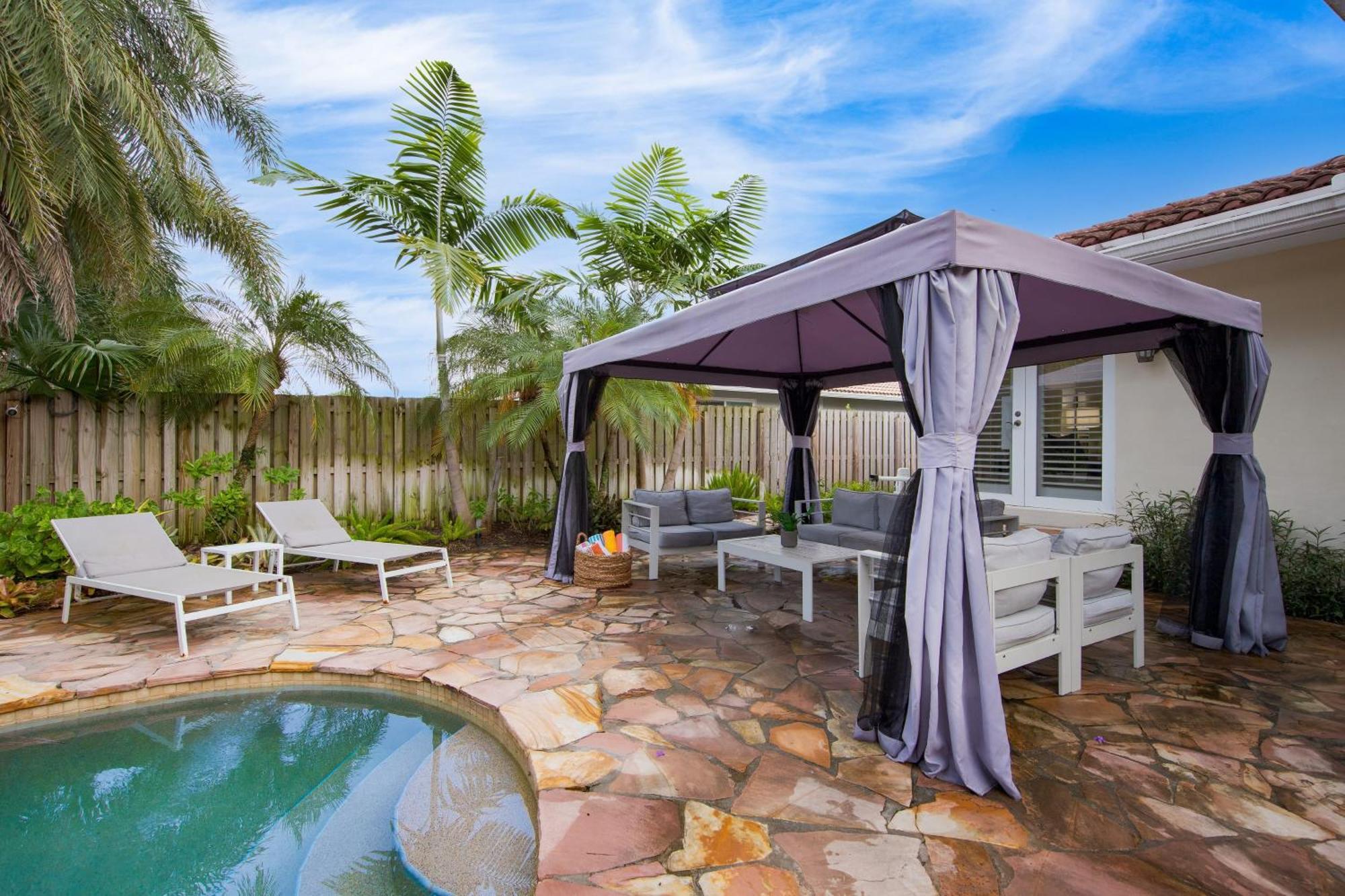 Coral Ridge Getaway By Avantstay Pool Hot Tub Billiards 5mins To Holiday home Fort Lauderdale