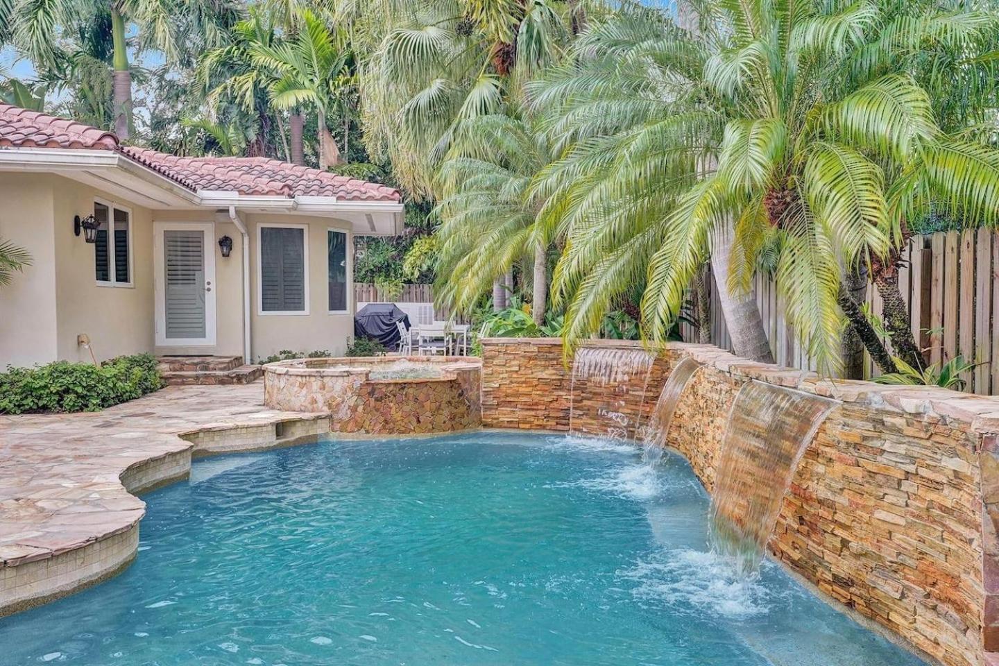Holiday home Coral Ridge Getaway By Avantstay Pool Hot Tub Billiards 5mins To Fort Lauderdale