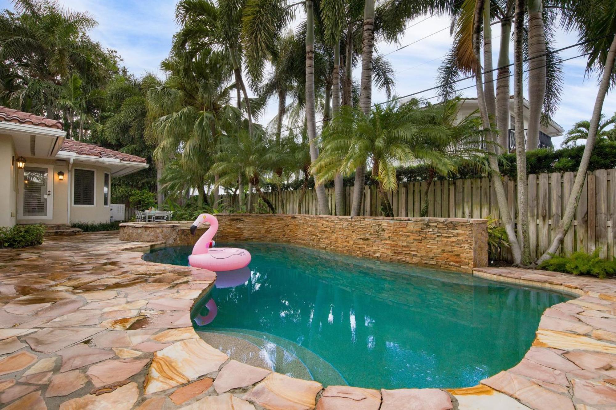 Coral Ridge Getaway By Avantstay Pool Hot Tub Billiards 5mins To Holiday home Fort Lauderdale