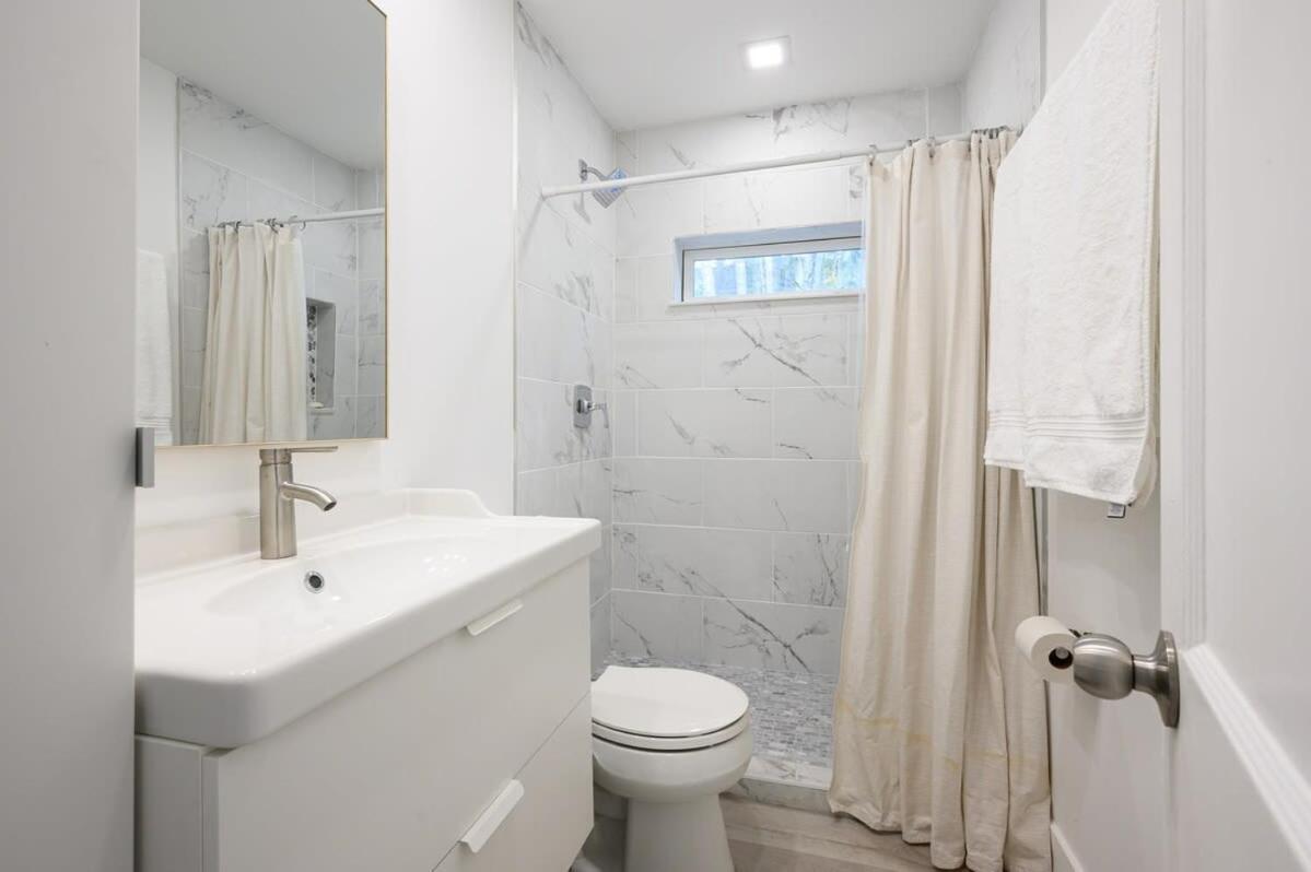 Beautiful And Comfortable In Victoria Park Fort Lauderdale