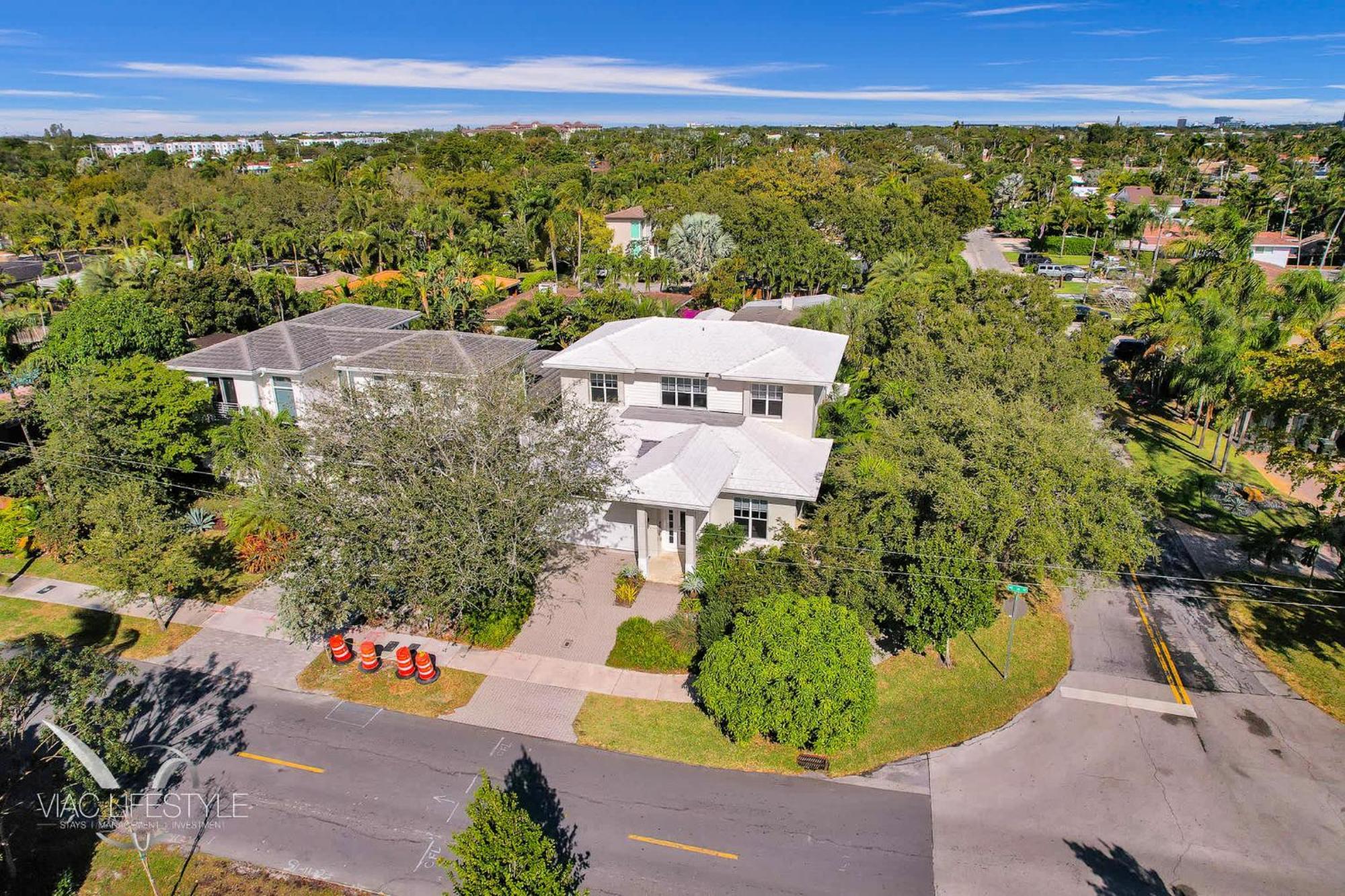 The Secret Garden - Stunning Luxurious In Lauderdale *