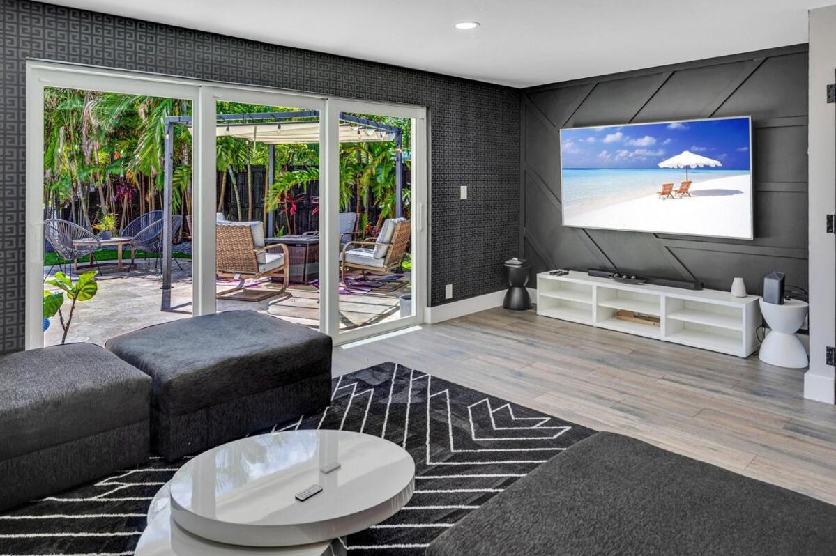 Givenchy Waterfront With Hot Tub & Bbq Fort Lauderdale