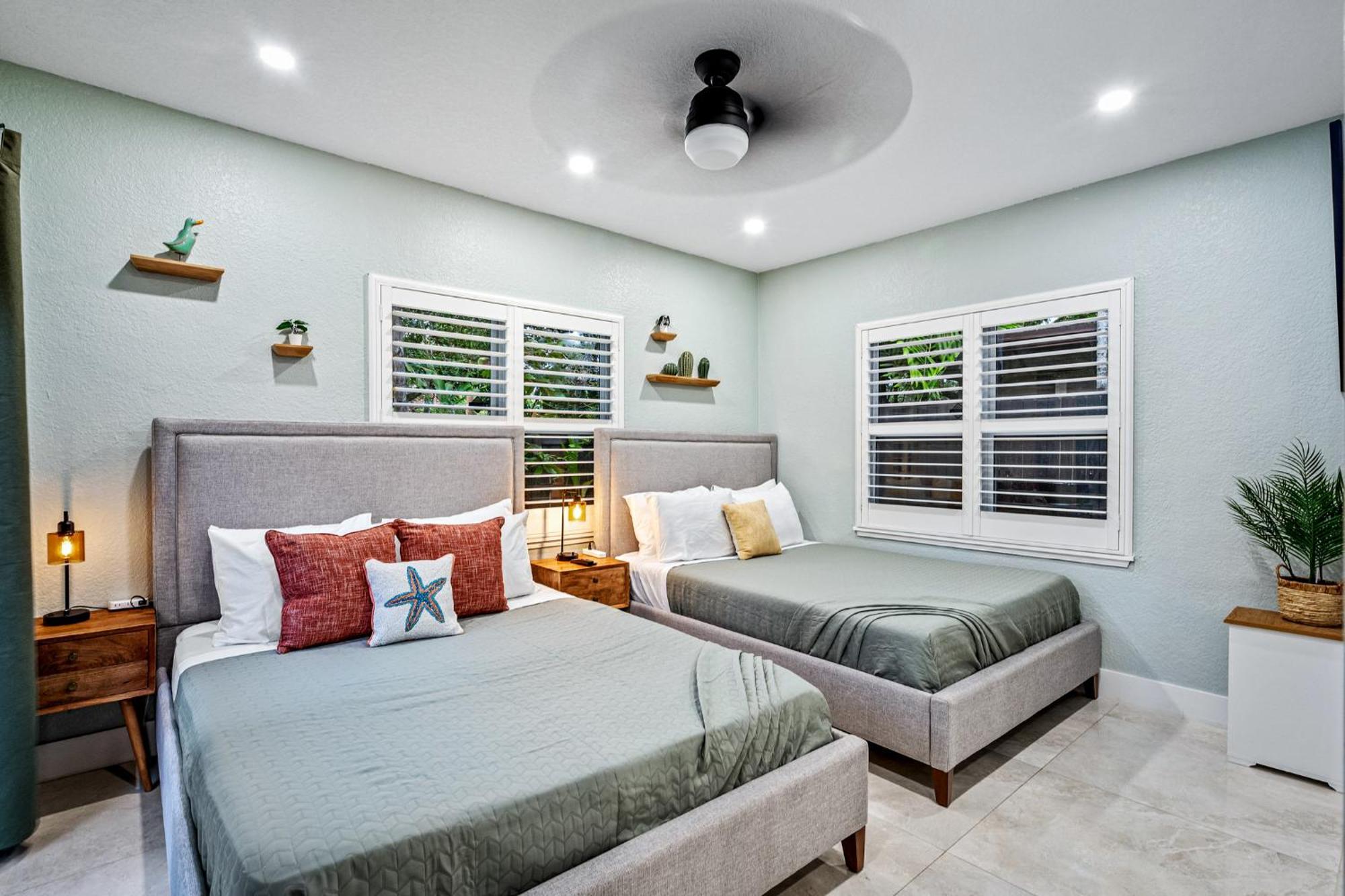 The Peacock Oasis~tropical~heated Pool~fire Pit * Fort Lauderdale