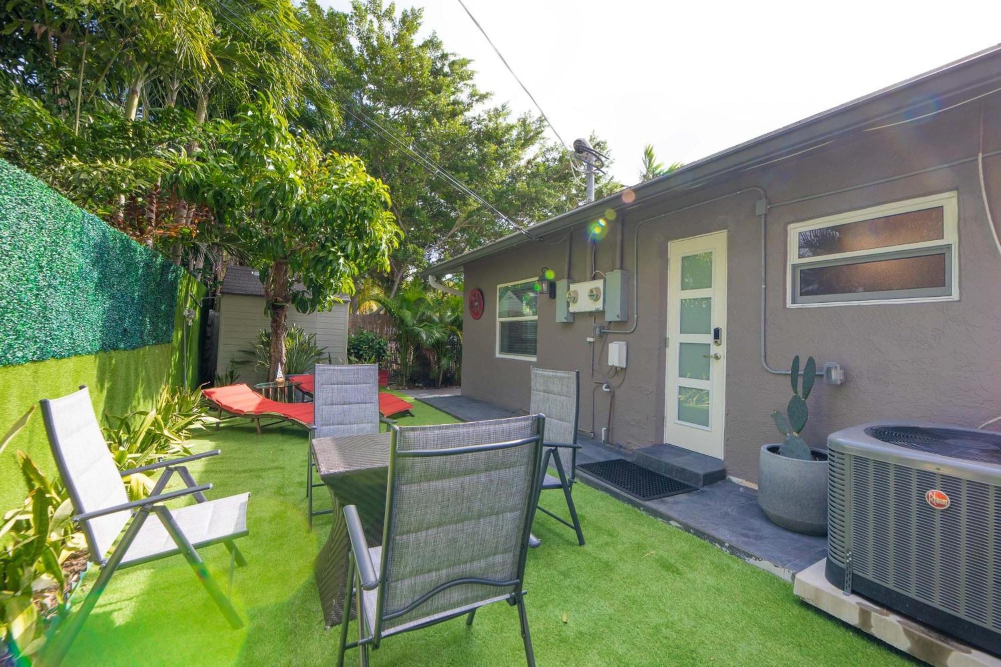Walking Distance * Fort Lauderdale