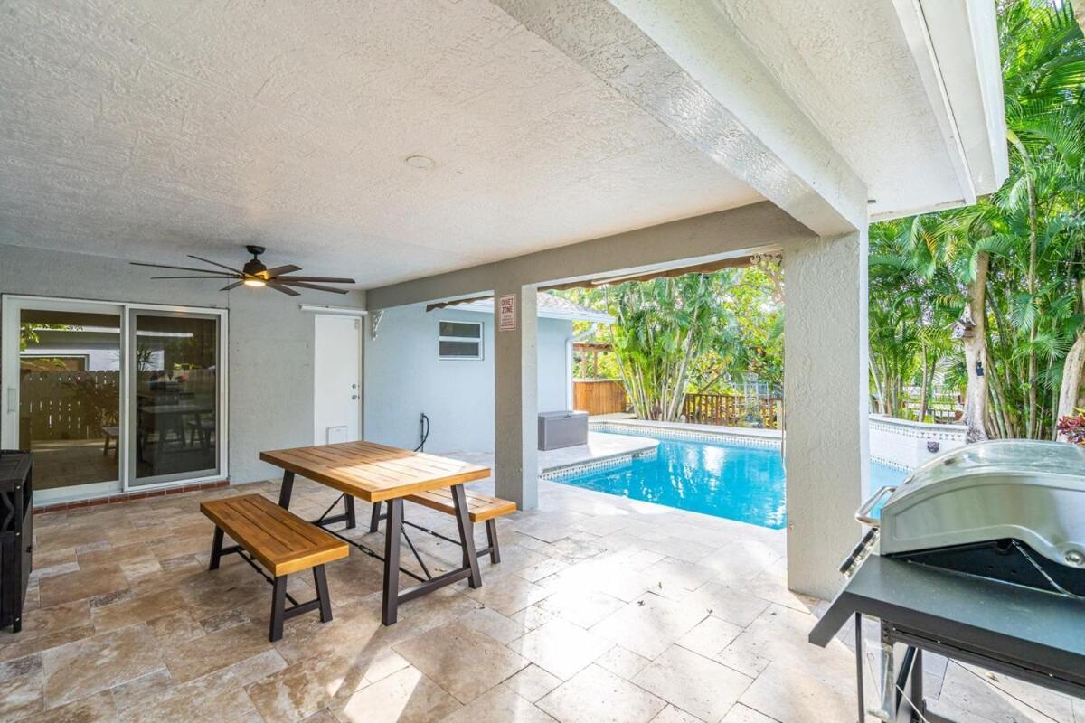 Holiday home Waterfront House - Solar Heated Pool, Arcade Games Fort Lauderdale