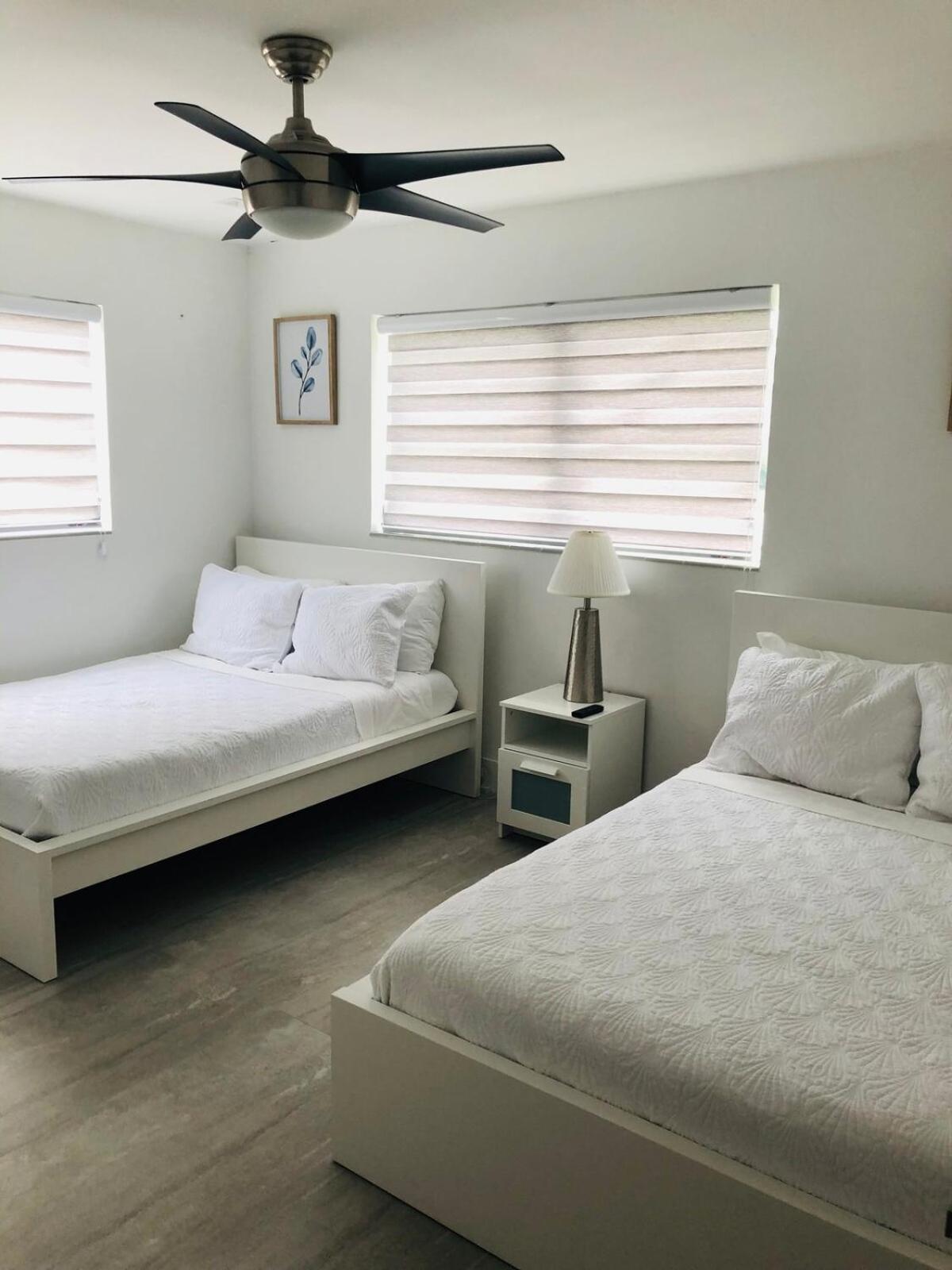Close To Hard Rock Casino With Water Access Holiday home *