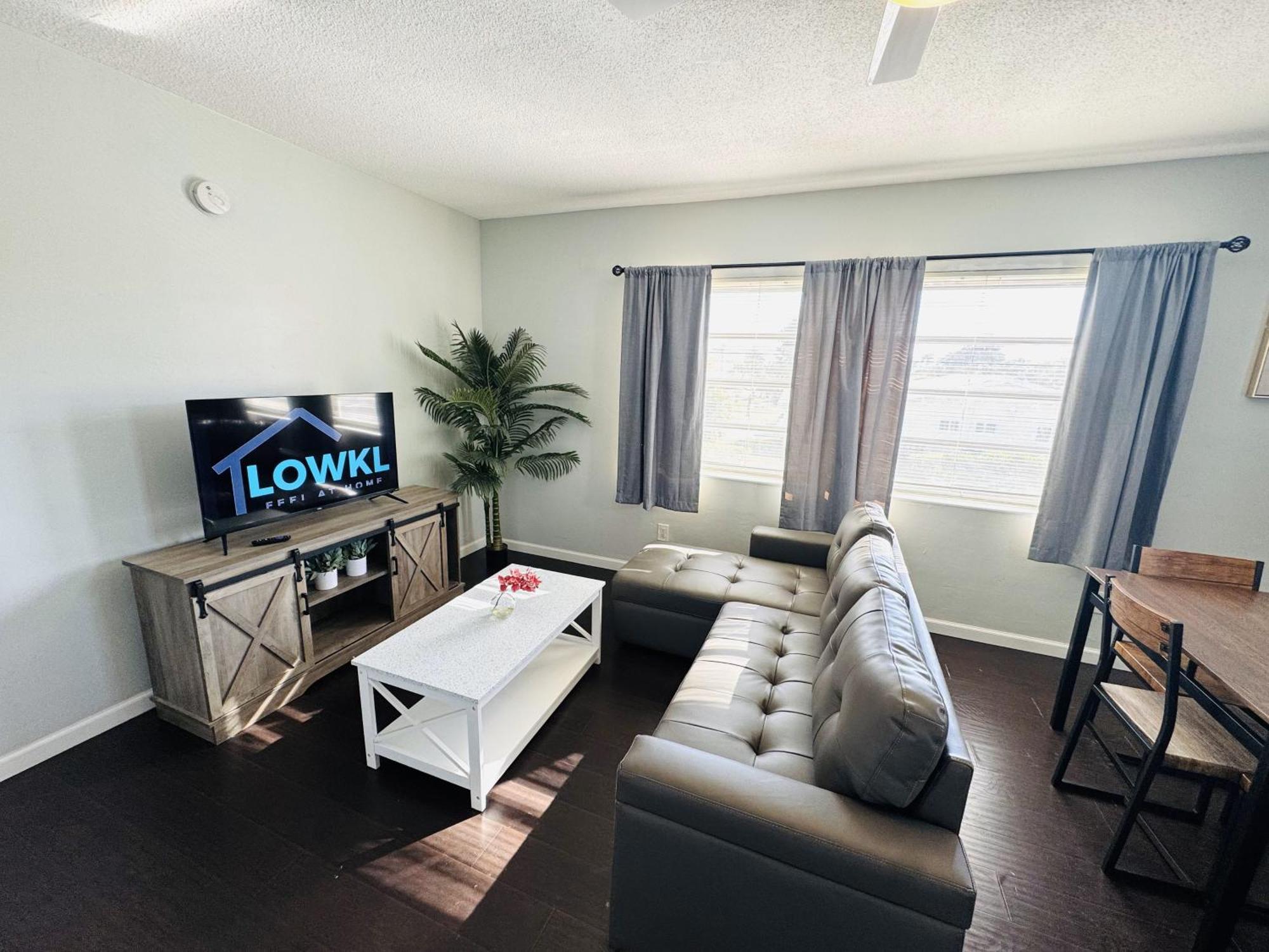 Bayview Regency By Lowkl Apartment Fort Lauderdale