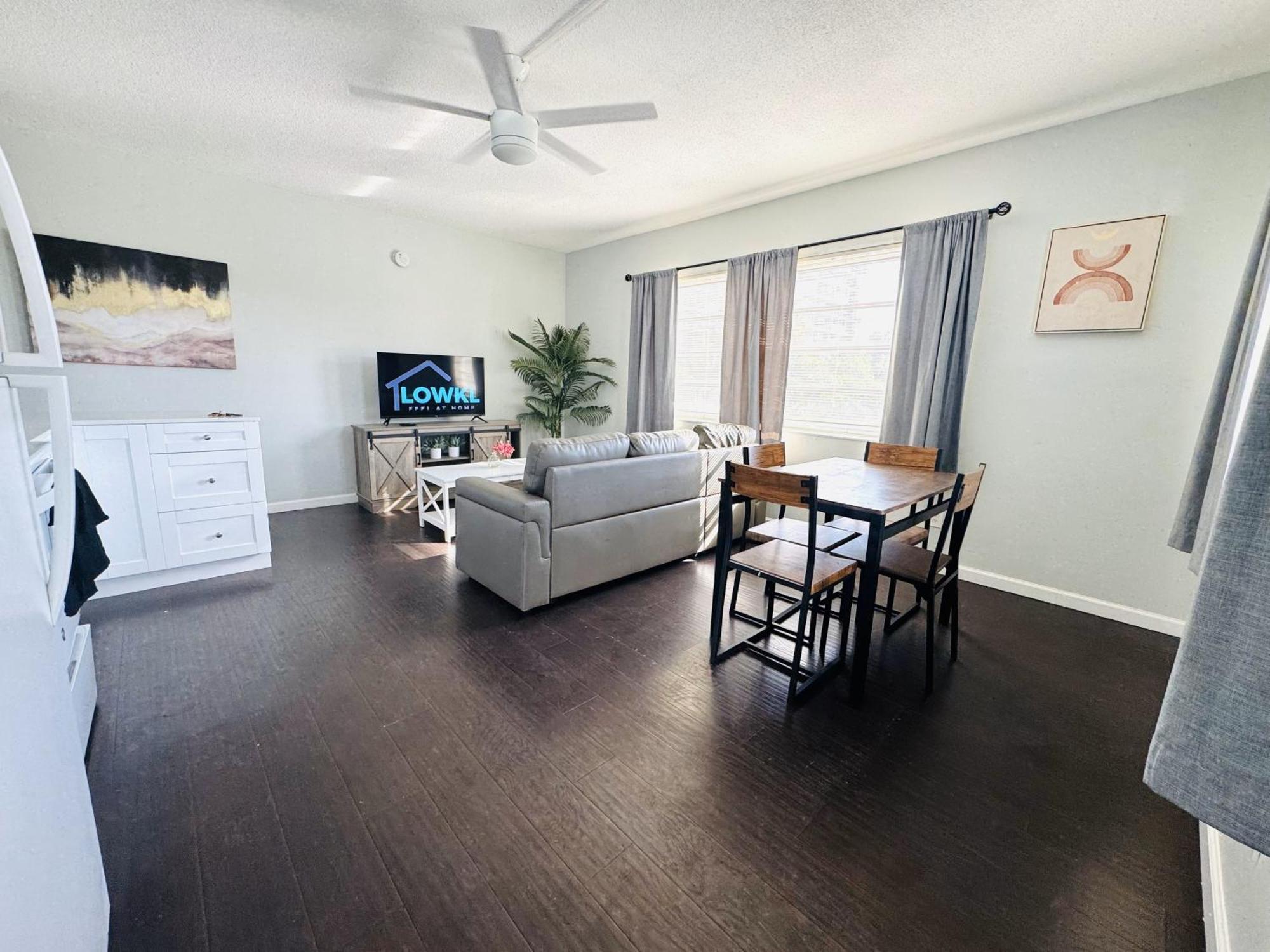 Bayview Regency By Lowkl * Fort Lauderdale