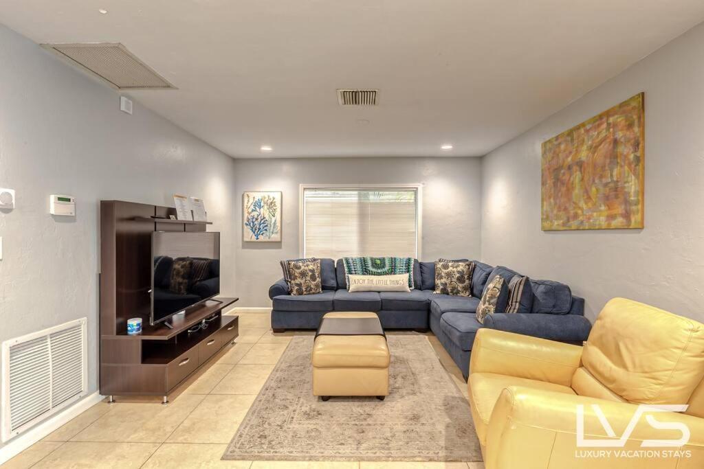 Holiday home Casadelmar- Outdoor Oasis Heated Pool 5 Min 2 Fort Lauderdale
