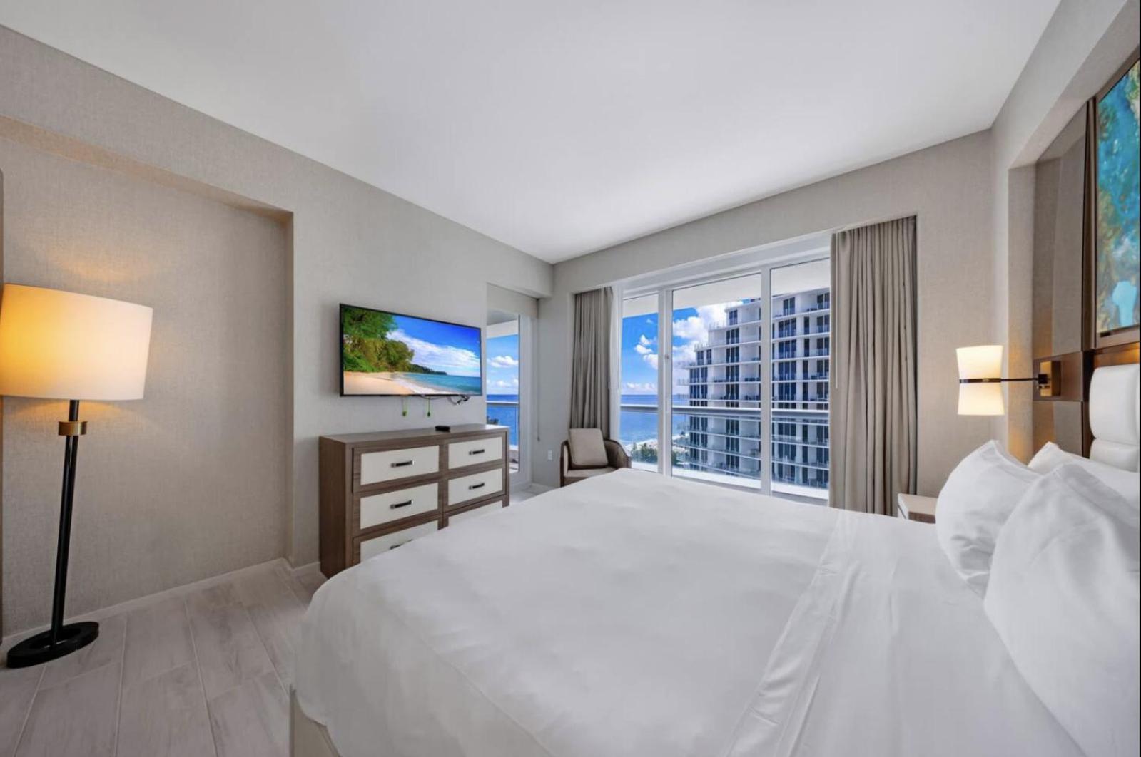 Apartment Beachfront With Spacious Balcony Fort Lauderdale