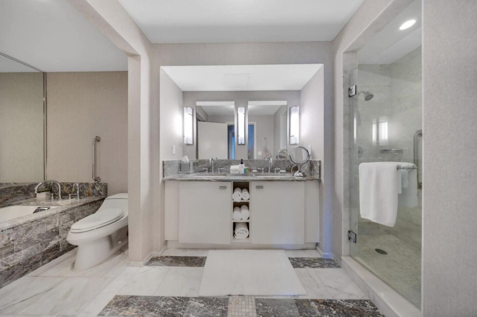 Beachfront With Spacious Balcony * Fort Lauderdale