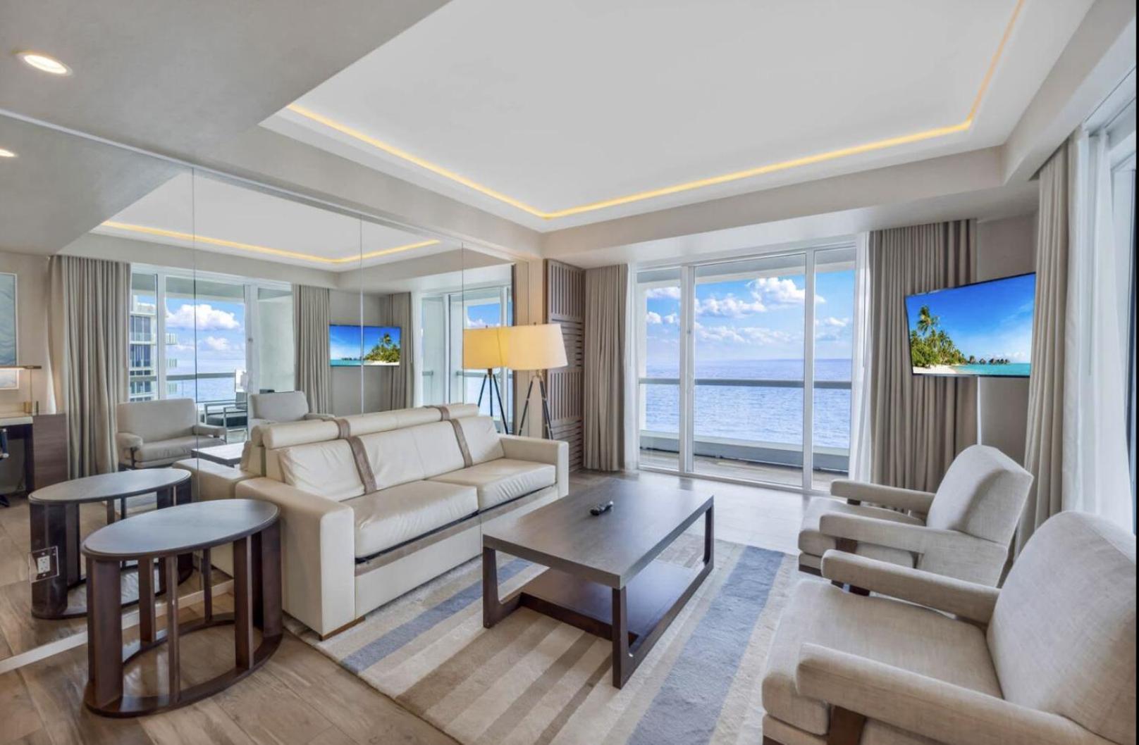 Beachfront With Spacious Balcony Fort Lauderdale