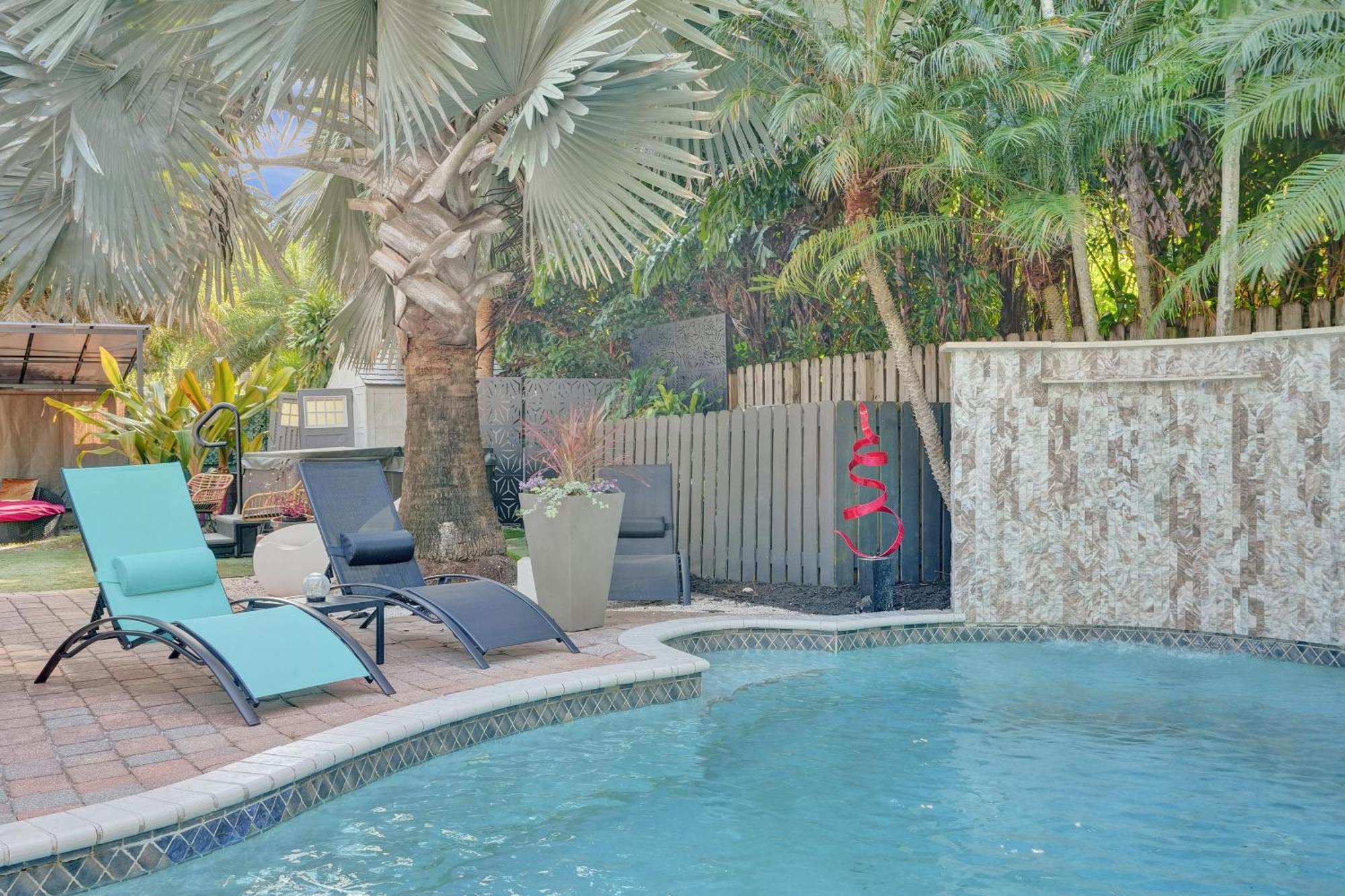 Guest house Kiki 4 - Men's Clothing Optional Fort Lauderdale
