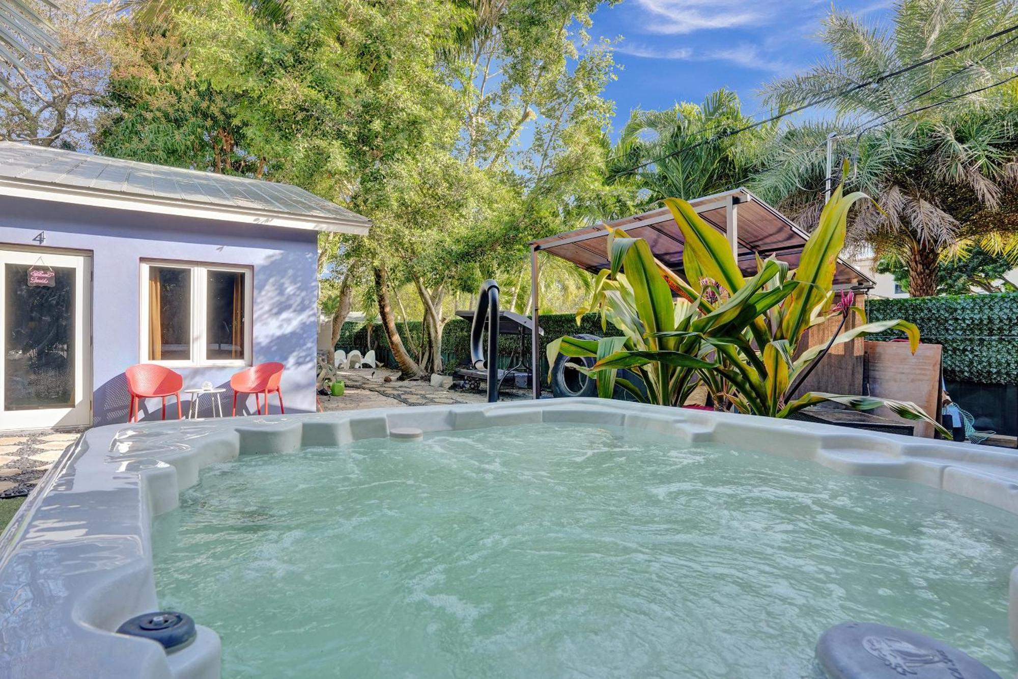Guest house Kiki 4 - Men's Clothing Optional