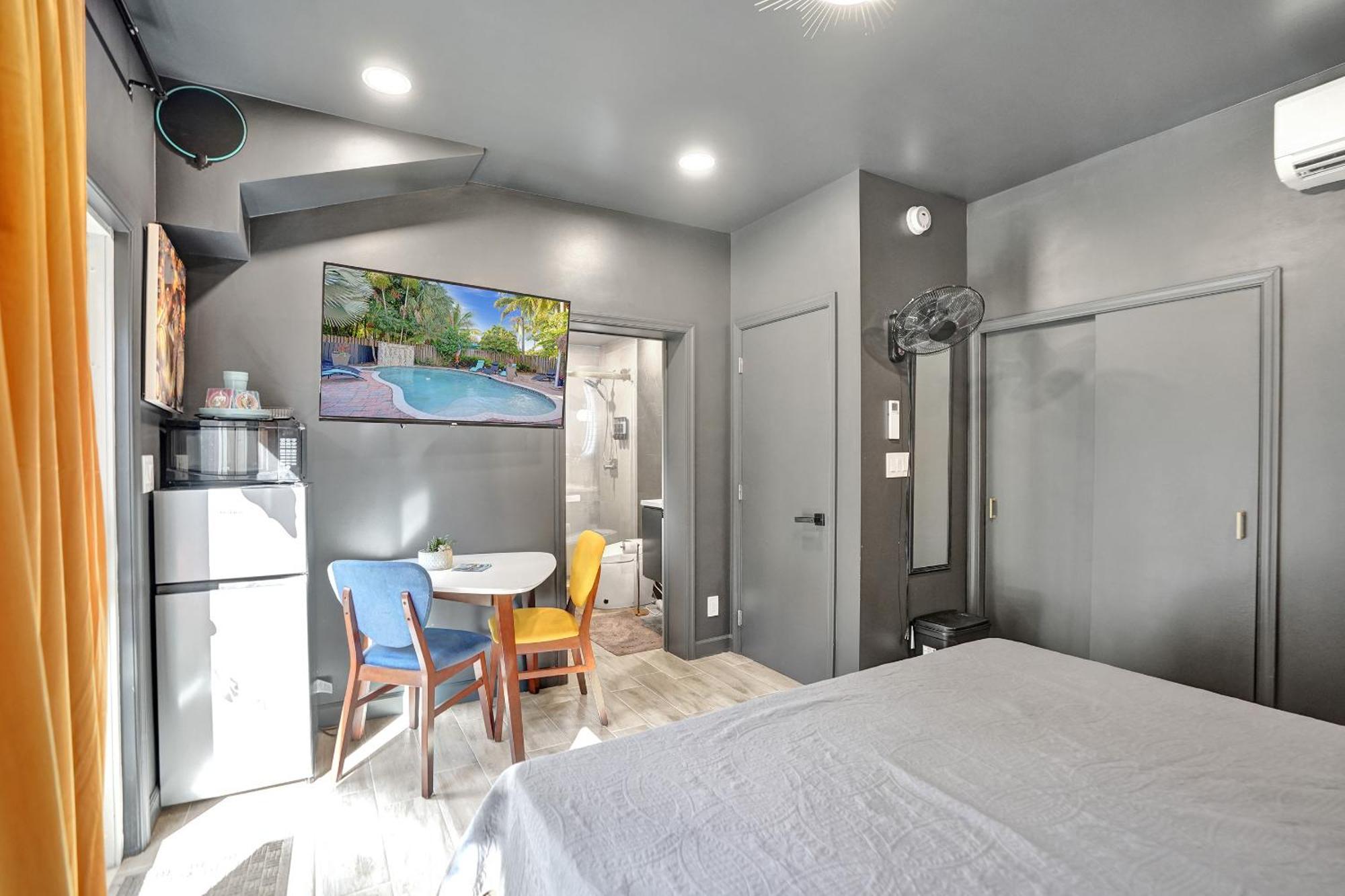 Guest house Kiki 4 - Men's Clothing Optional *