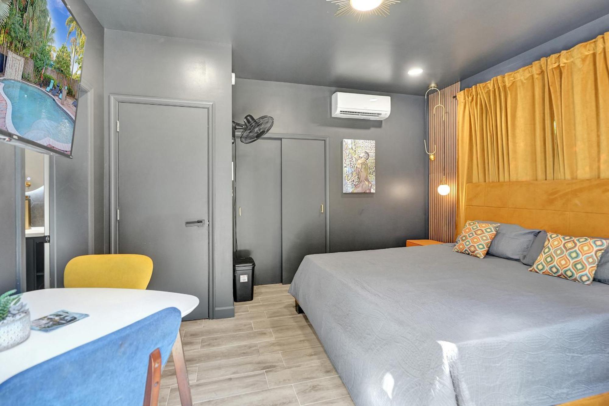 Guest house Kiki 4 - Men's Clothing Optional