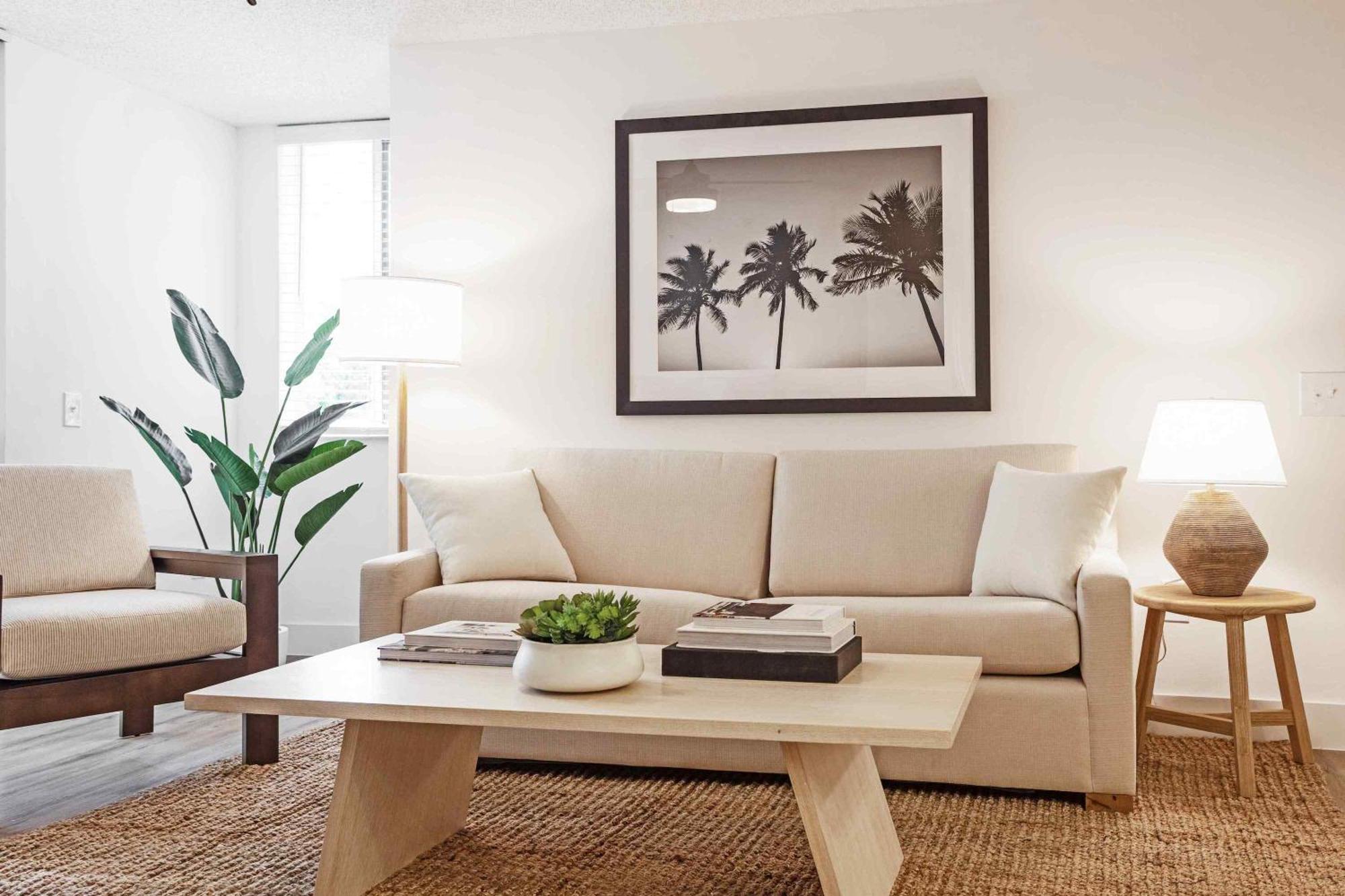 Apartment Stunning Centrally Located At New River Cove In South Florida