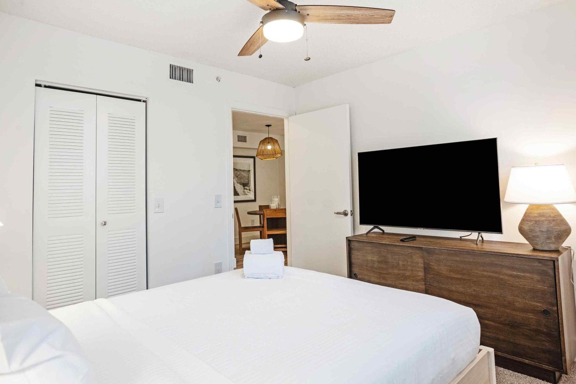 Stunning Centrally Located At New River Cove In South Florida Fort Lauderdale