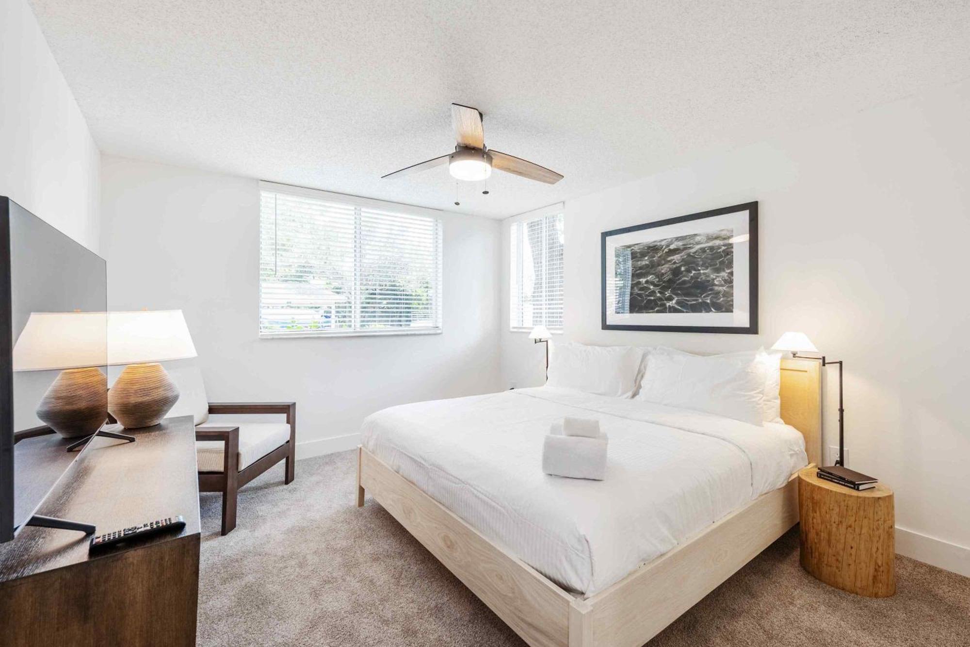 Stunning Centrally Located At New River Cove In South Florida Apartment Fort Lauderdale