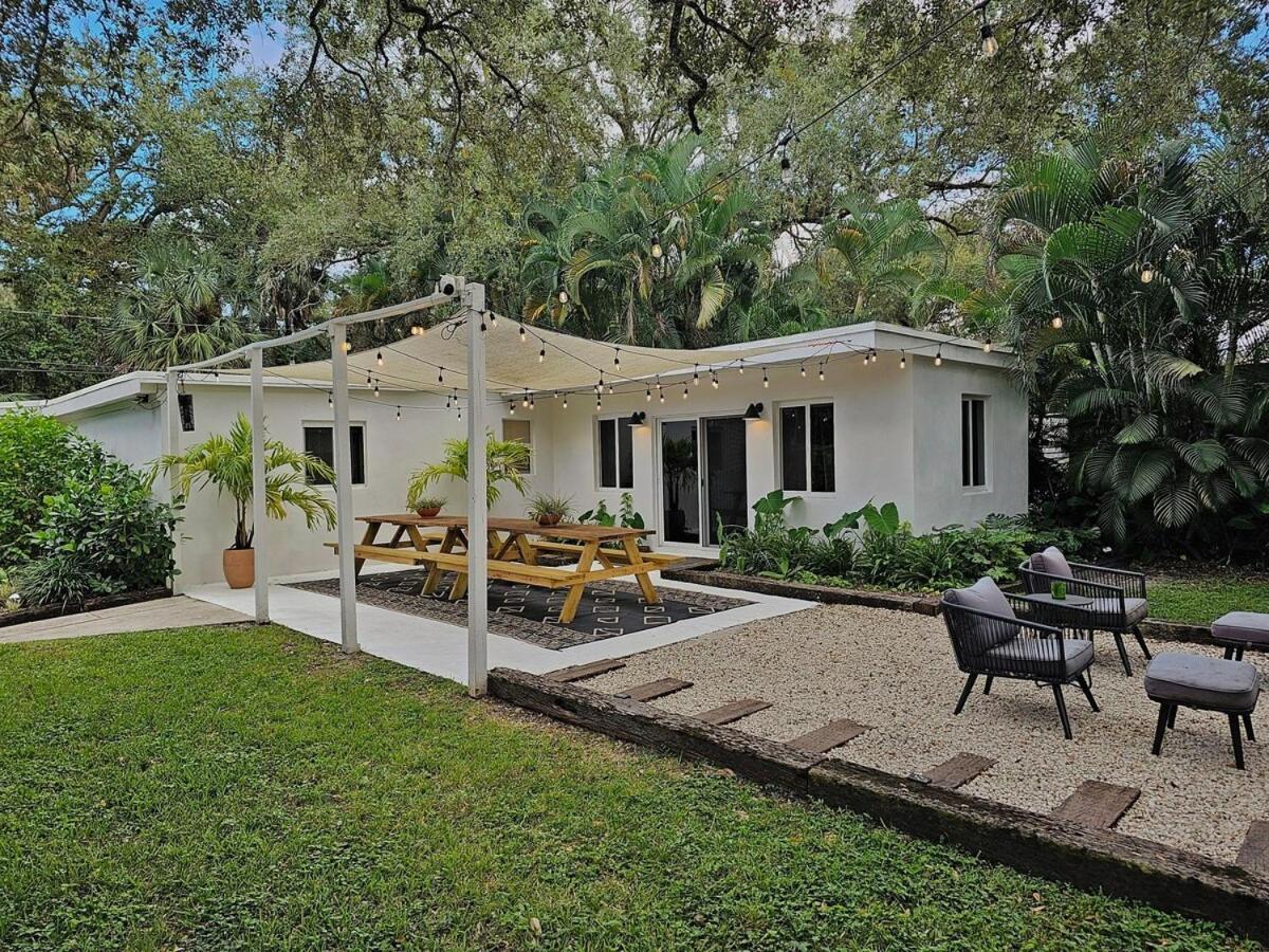 River Oaks * Fort Lauderdale
