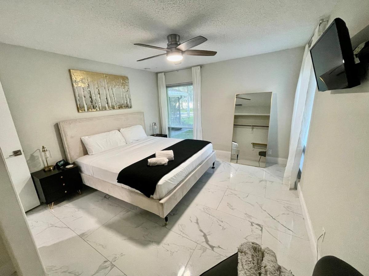 The Oasis Fort Lauderdale