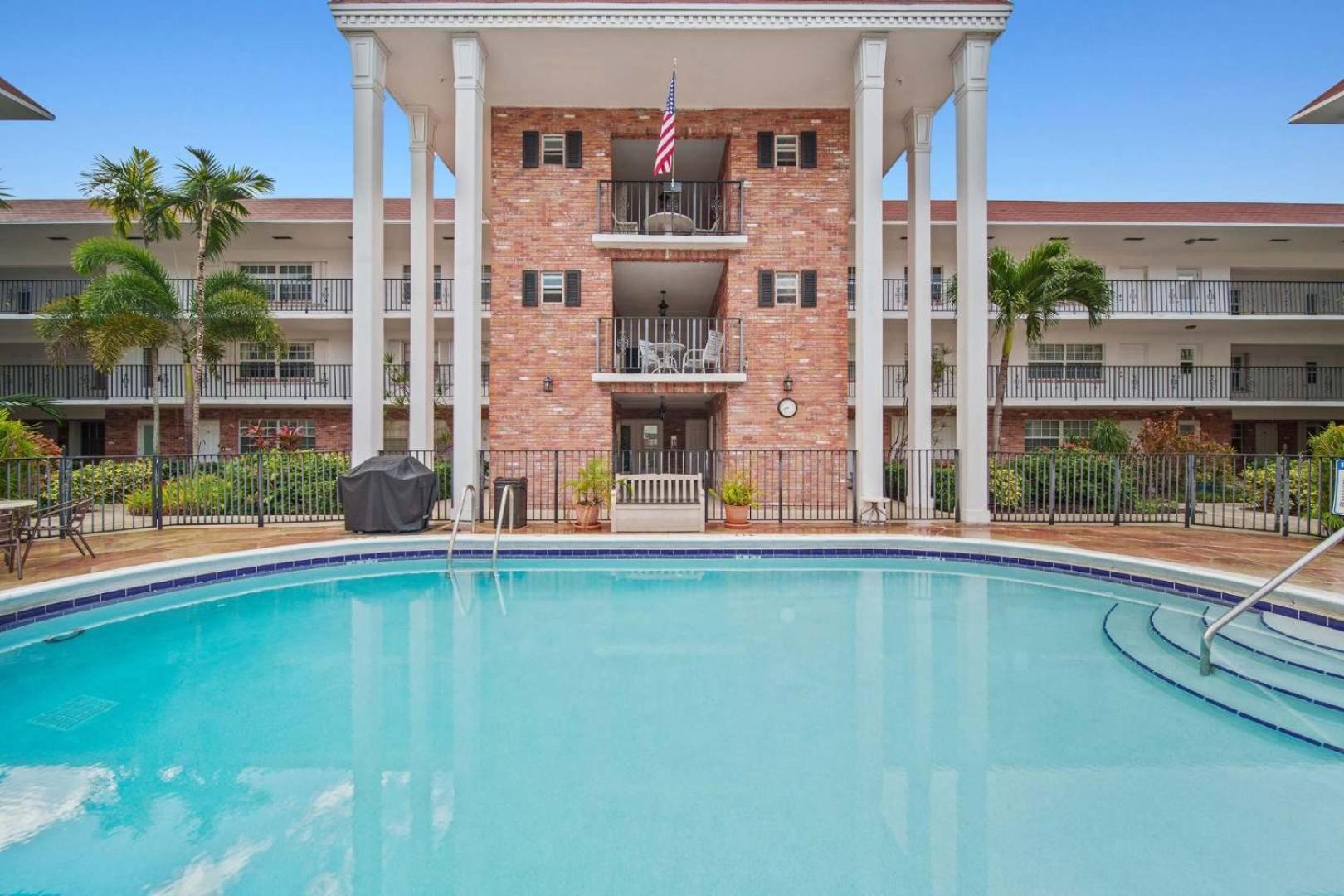 Luxe 2br Escape Lauderdale *