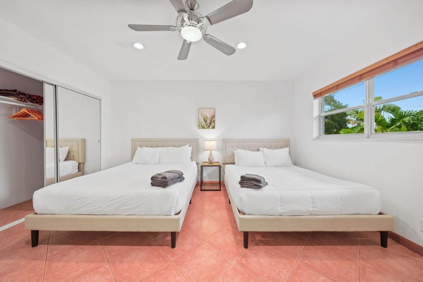 Apartment Luxe 2br Escape Lauderdale