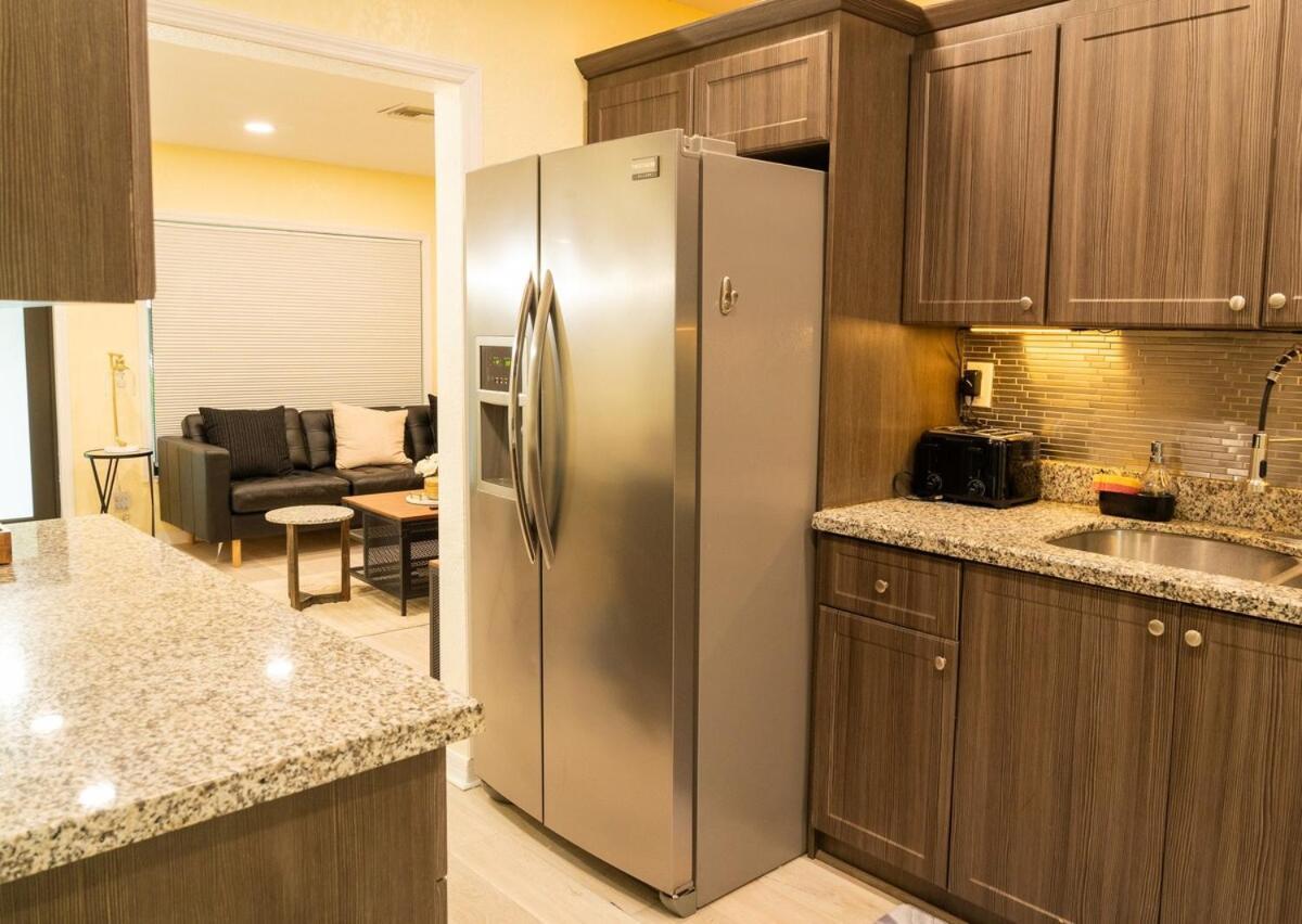 Lauderdale Oasis-private Pool Holiday home Fort Lauderdale