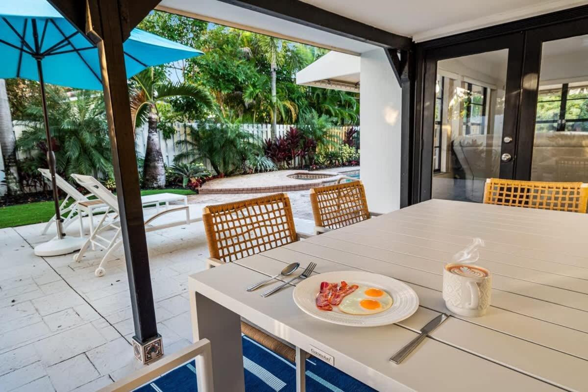 Holiday home Tropical Getaway - Heated Pool & Patio Retreat