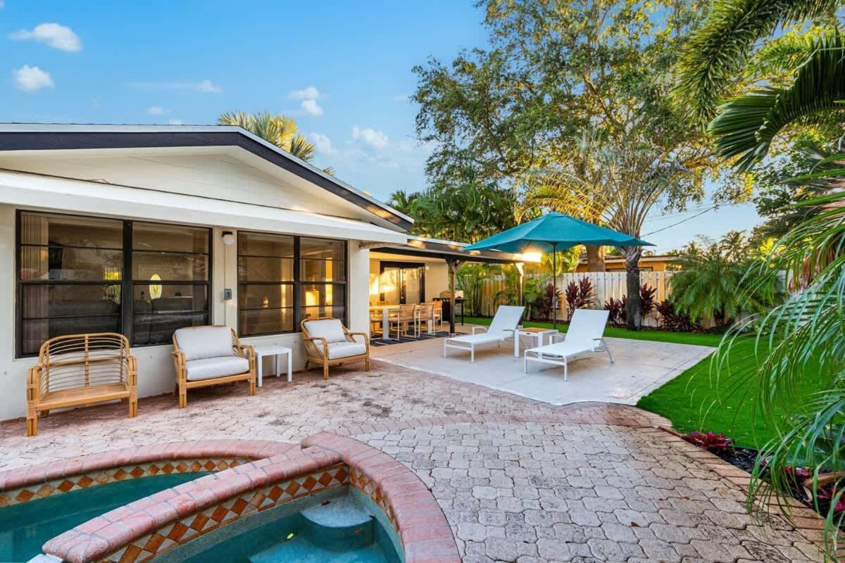 Holiday home Tropical Getaway - Heated Pool & Patio Retreat