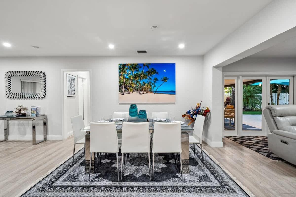 Holiday home Tropical Getaway - Heated Pool & Patio Retreat