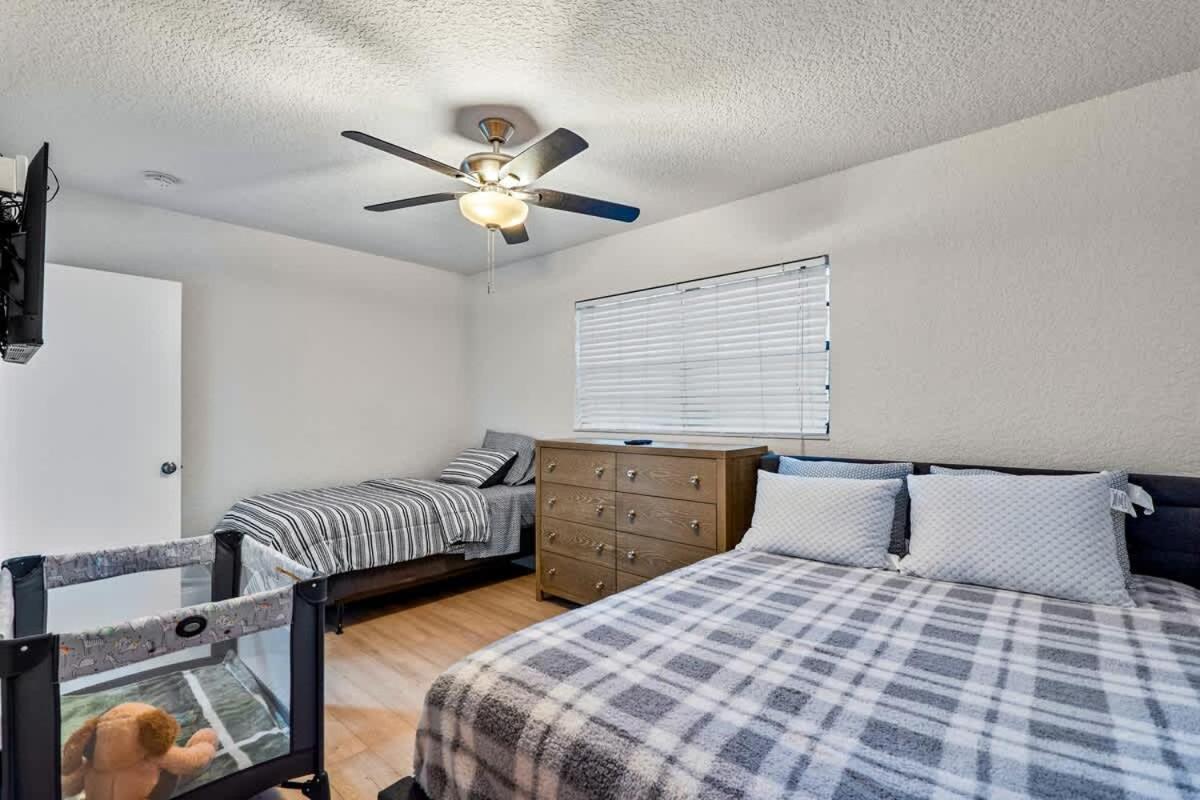 Holiday home Tropical Getaway - Heated Pool & Patio Retreat *
