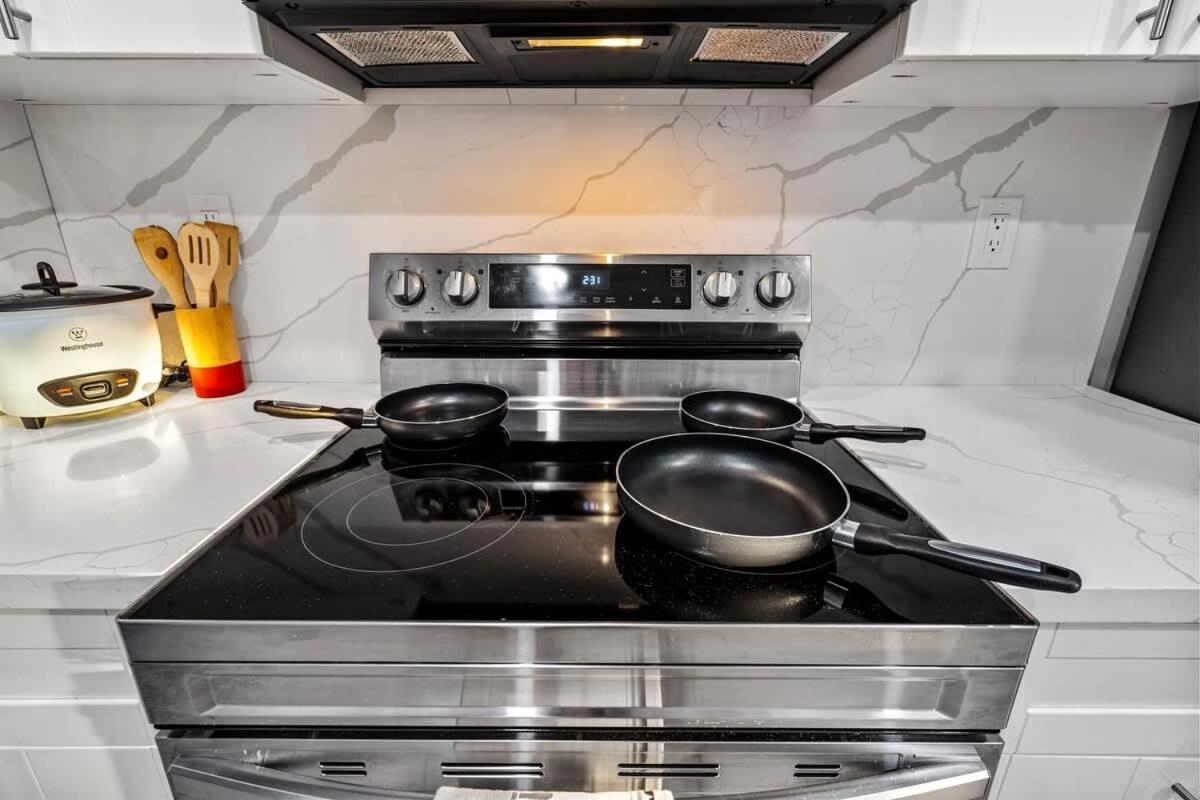 Tropical Getaway - Heated Pool & Patio Retreat * Fort Lauderdale