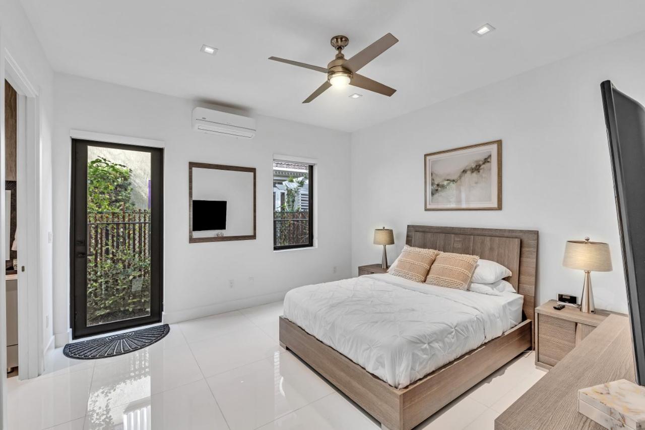 Olas Modern Masterpiece * Fort Lauderdale