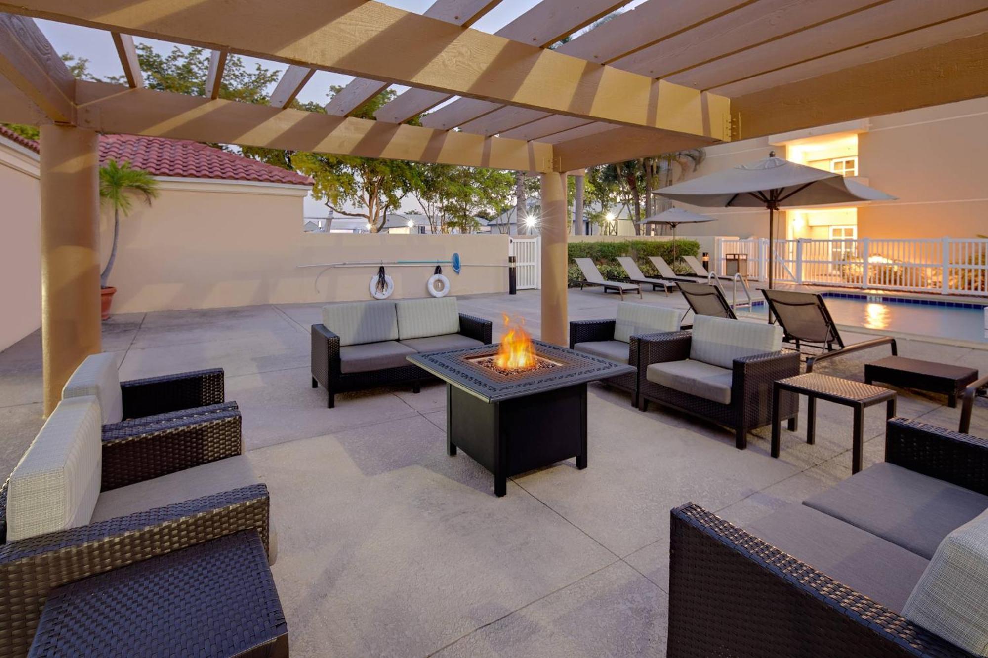 Courtyard By Marriott Lauderdale North/cypress Creek 3* Fort Lauderdale
