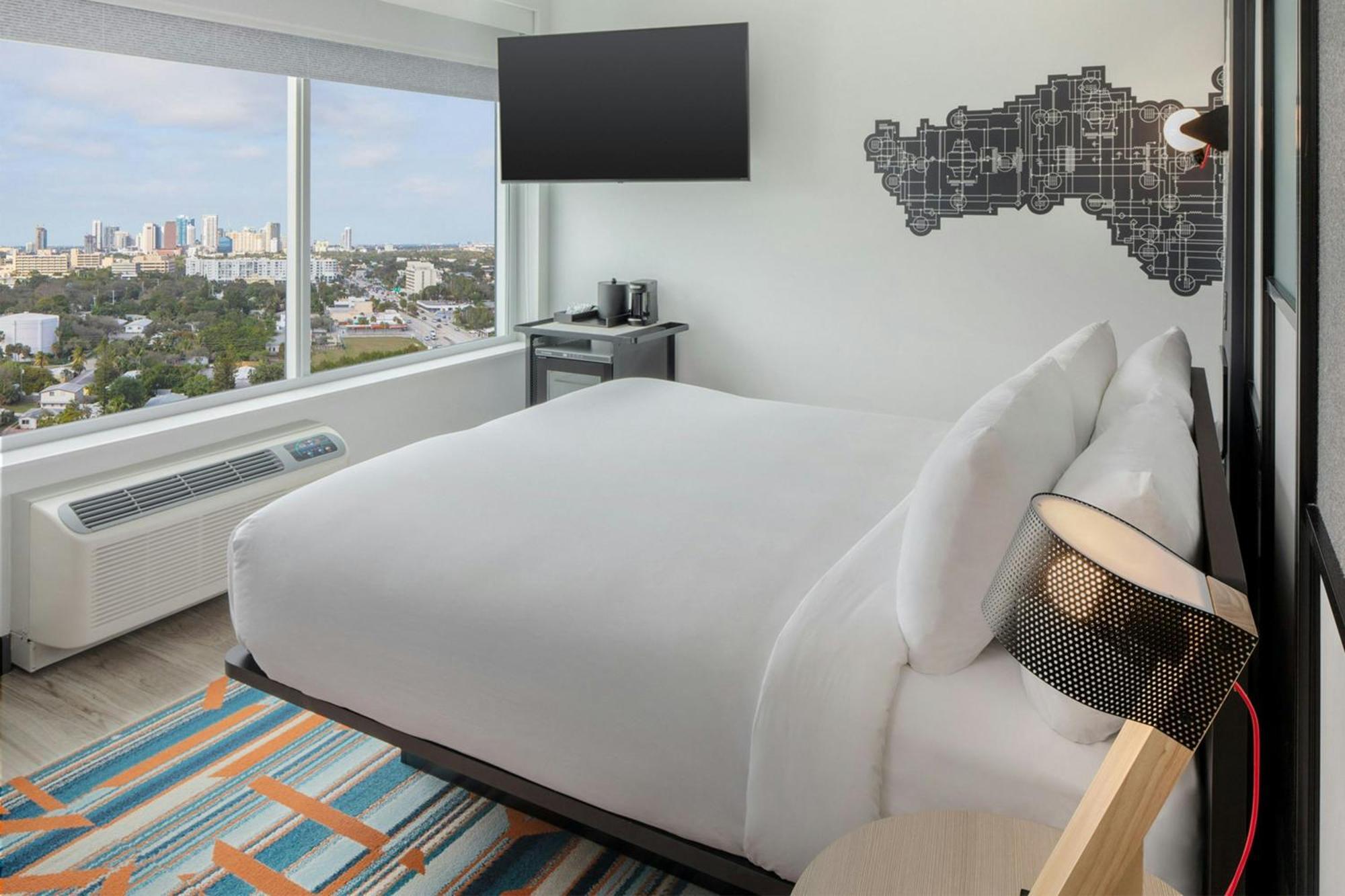 Aloft Lauderdale Airport & Cruise Port *
