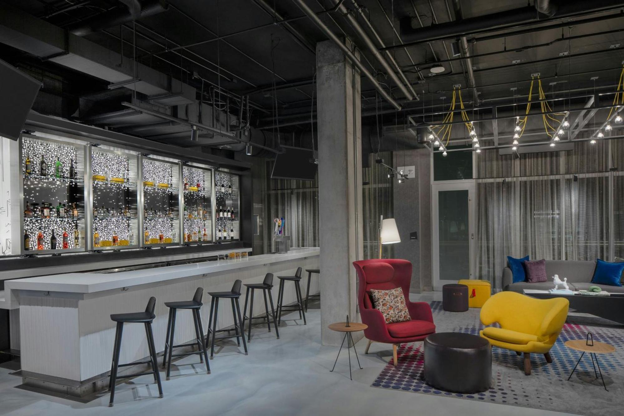 Aloft Lauderdale Airport & Cruise Port *