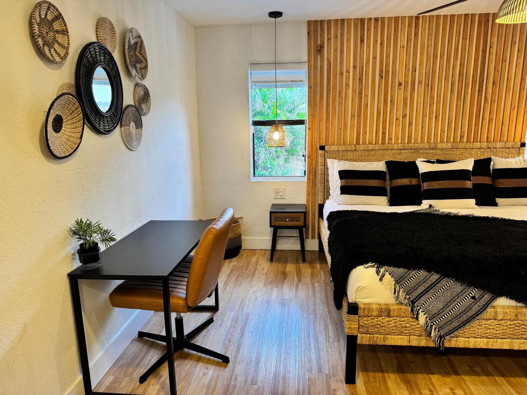 Fox Garden-heated Pool-spa- Boho-downtown &