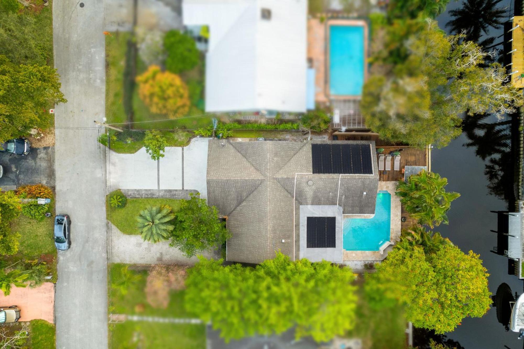 Waterfront House - Solar Heated Pool, Arcade Games Fort Lauderdale