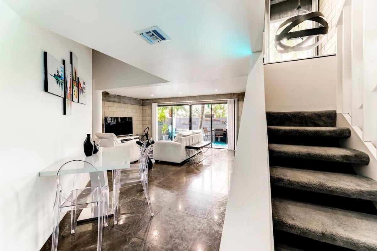 Entire Townhouse Ft Lauderdale Apartment