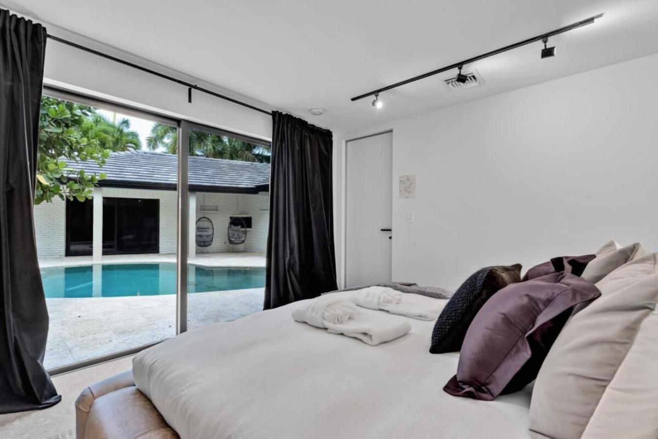 2500, Waterfront, Pool And Gym, Cinema, Wifi * Fort Lauderdale