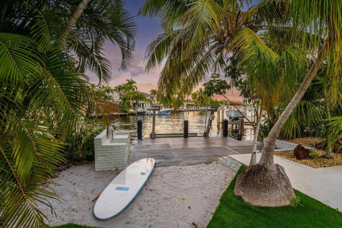 2500, Waterfront, Pool And Gym, Cinema, Wifi Holiday home Fort Lauderdale