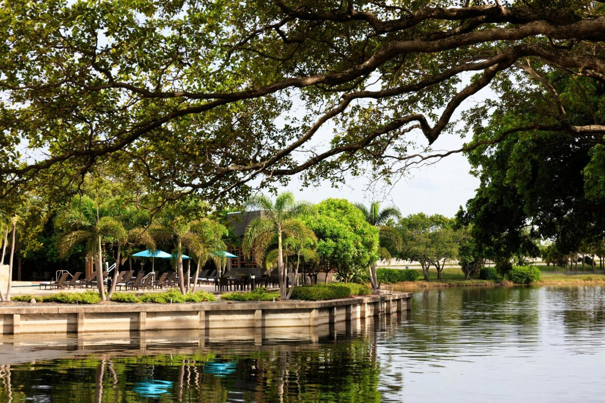 The Westin Lauderdale 4*