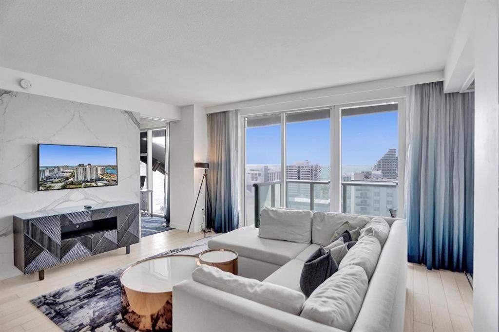 Luxury Beachfront Two Bedroom - W Residences Fort Lauderdale