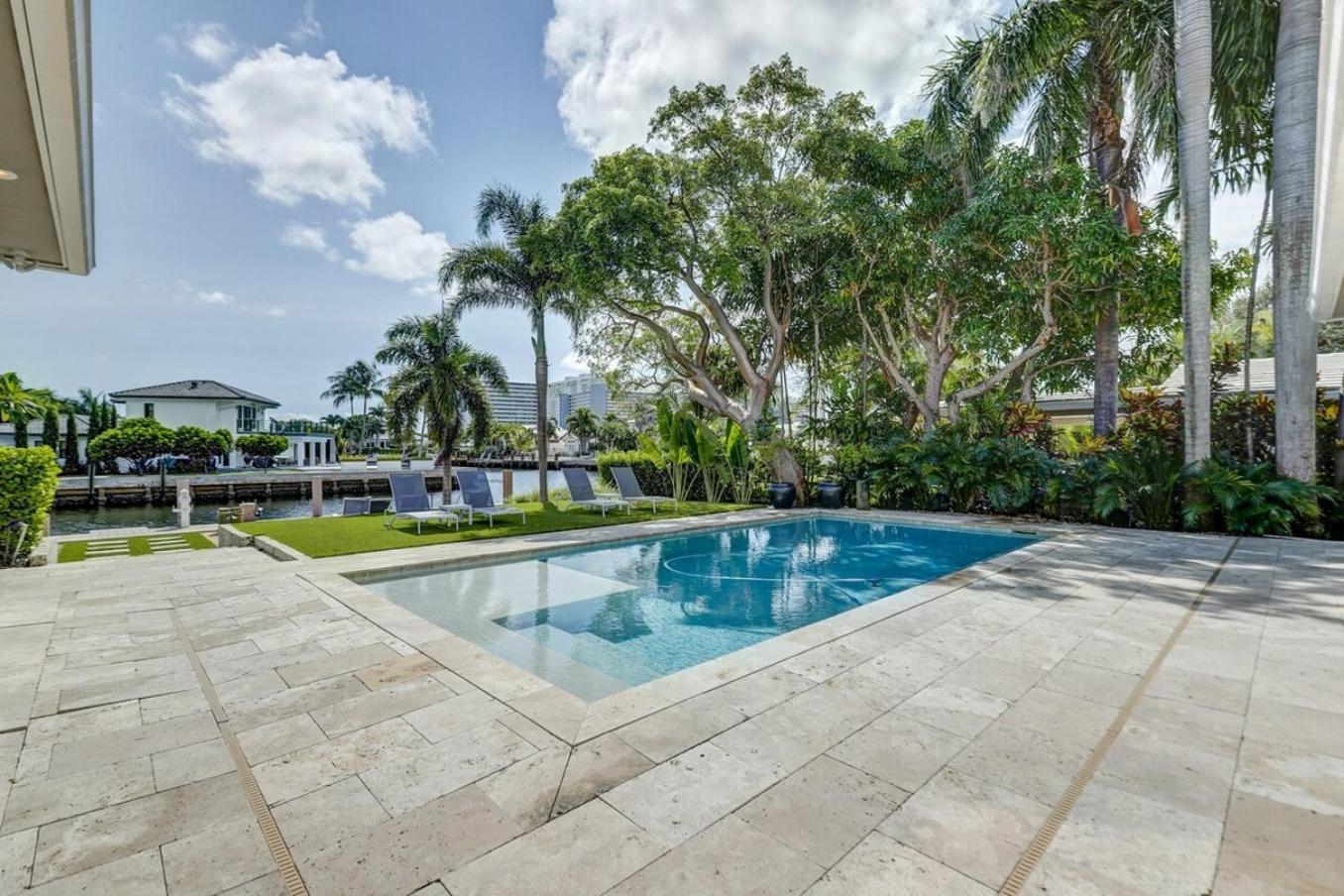 Waterfront Heated Pool Dock Kayaks Bikes Holiday home Fort Lauderdale