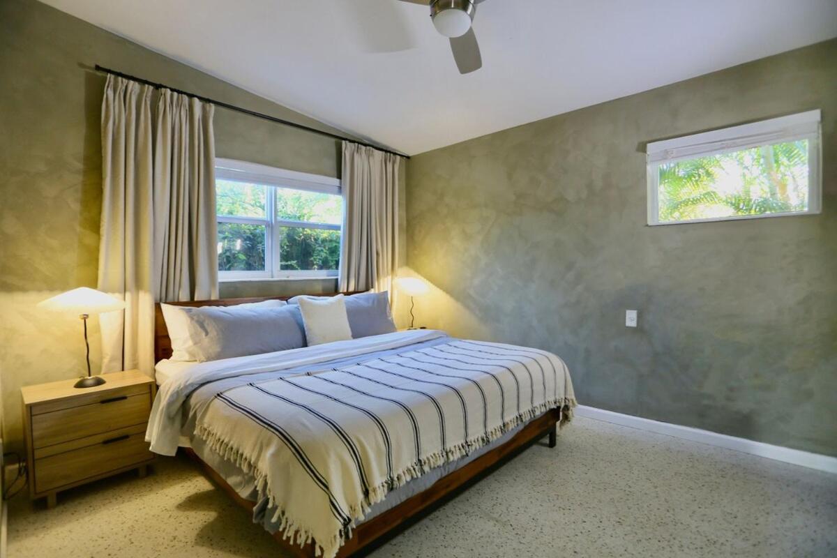 Villa Designer With Heated Pool, Hot Tub, Close To The *