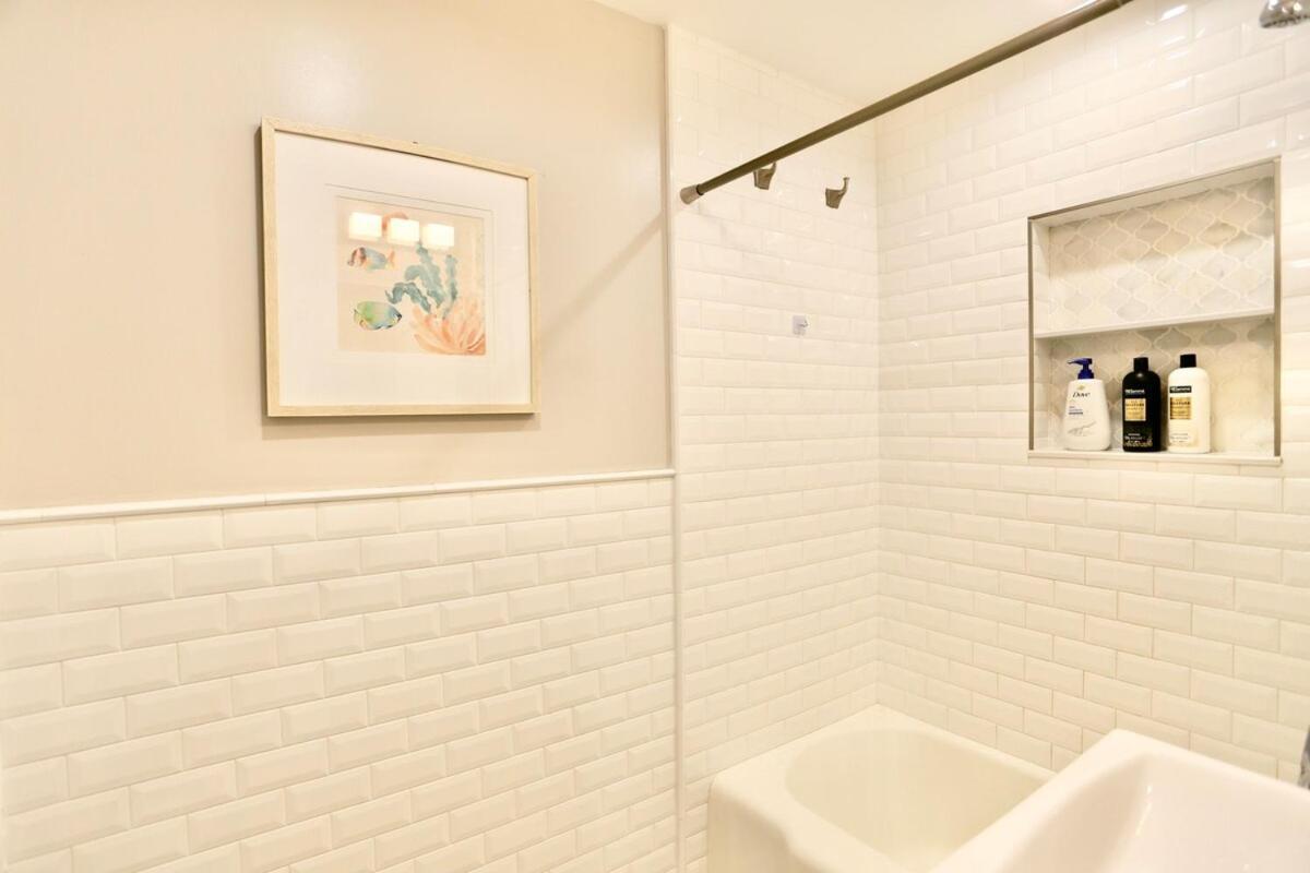 Villa Designer With Heated Pool, Hot Tub, Close To The *