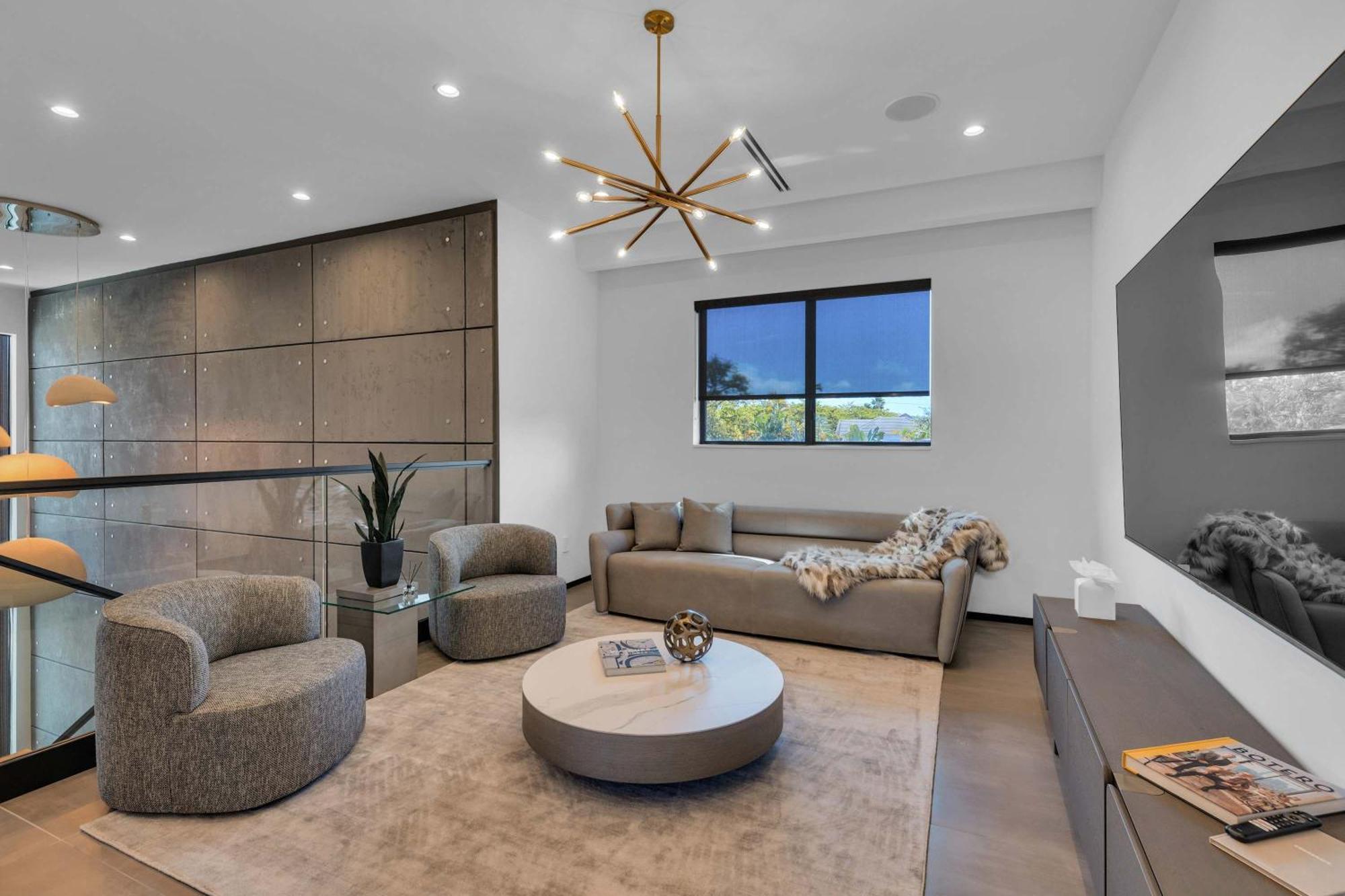 Enclave- Brand New Luxe Olas Holiday home *