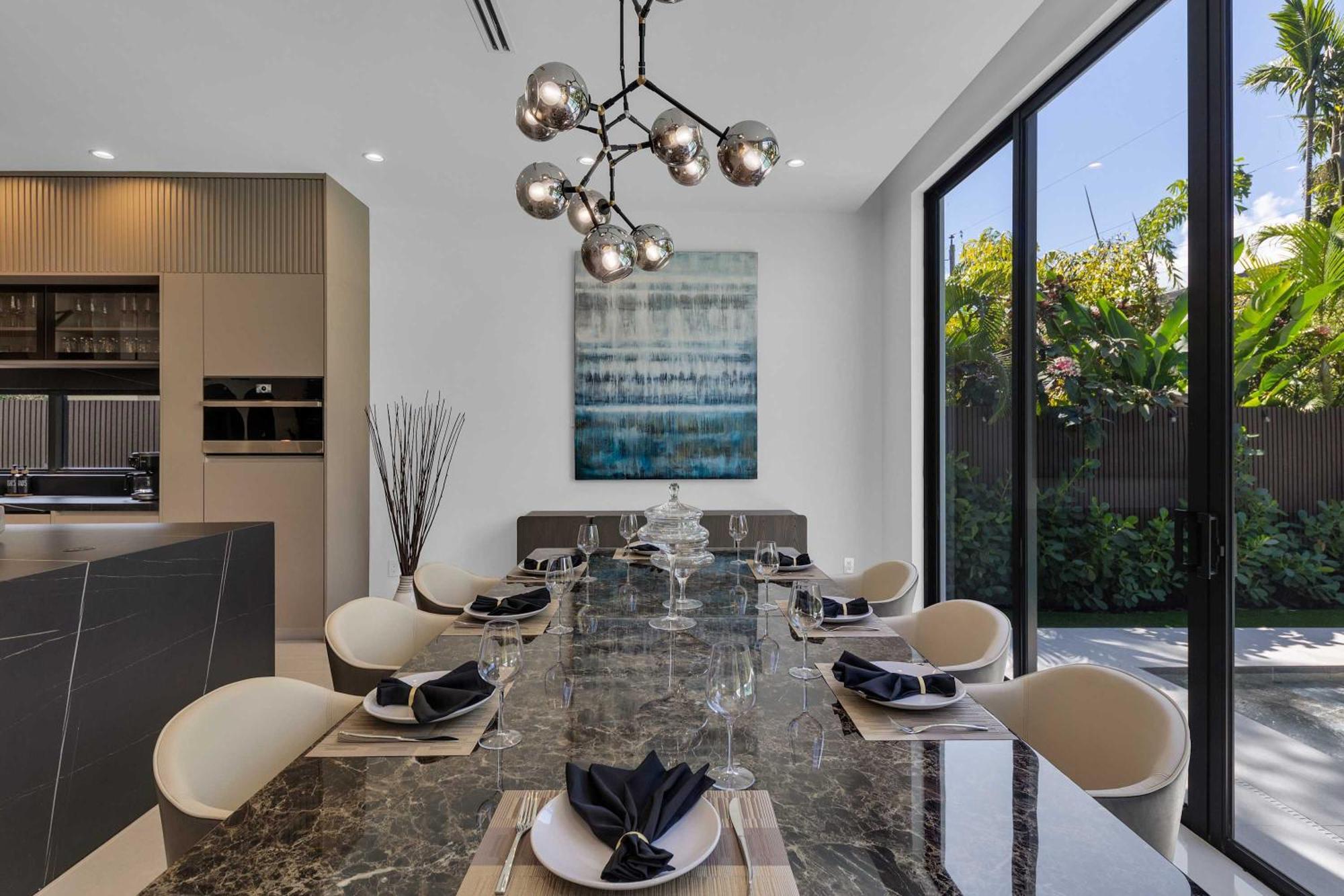 Enclave- Brand New Luxe Olas Holiday home *