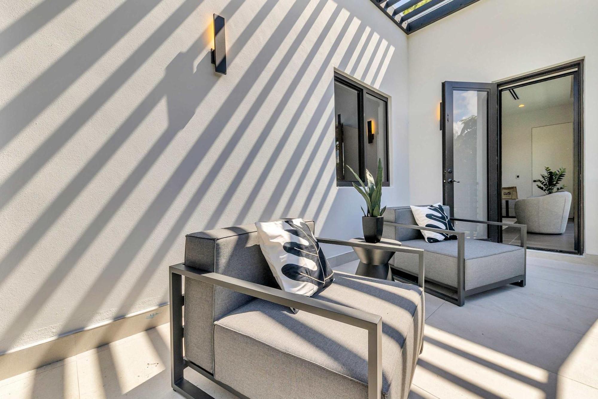 Holiday home Enclave- Brand New Luxe Olas